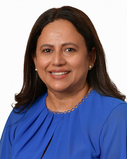 Maritza Cruz Hernandez, APN Headshot
